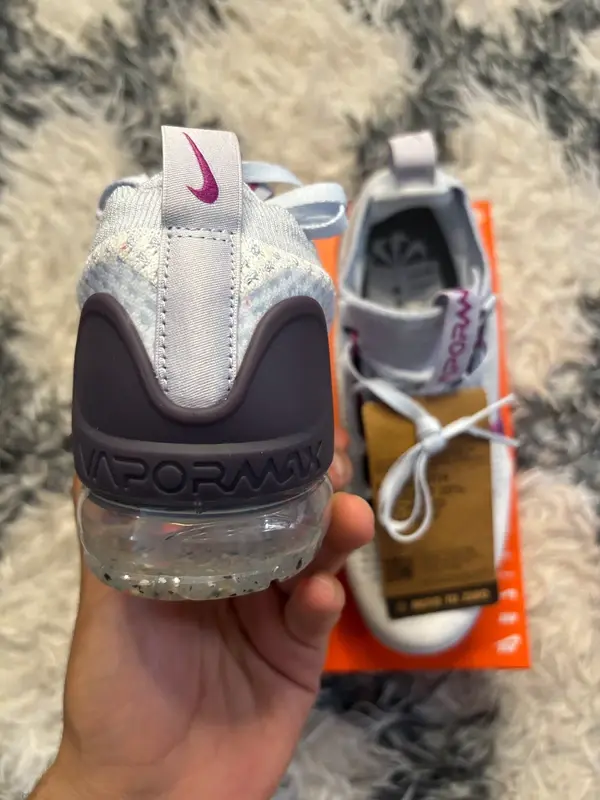 Nike Air VaporMax 2021 FK GS “White / Dark Raisin” | Size 36 EU