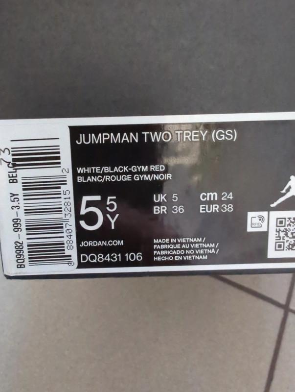 Jordan Jumpman Two Trey Taille 38 – Pour Fans de Style et de Terrain