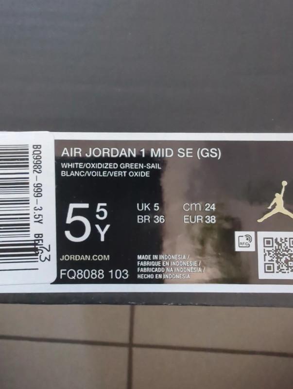 Air Jordan 1 mid se taille 38